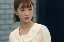 Đọc tin chồng sắp cưới hẹn gái ở nhà nghỉ, tôi hùng hổ xông vào đánh ghen thì chết lặng 