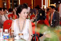 Con trai nộp 10 tỷ bảo lĩnh, bà Nguyễn Phương Hằng có được tại ngoại?