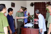 Khởi tố 4 cựu cán bộ giáo dục Nam Định “giả mạo công tác”