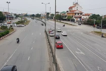 Hình ảnh giao thông khác lạ trên QL5 ngày tết Nhâm Dần 2022