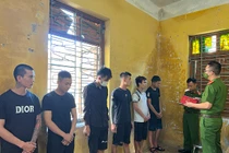 Hải Dương: Bắt quả tang 5 đối tượng sử dụng ma túy trong nhà nghỉ