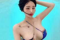 Gái xinh Hàn Quốc “làm nóng” mùa hè với kiểu áo tắm tôn vòng 1