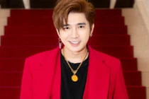 Loạt lùm xùm của ca sĩ Chi Dân