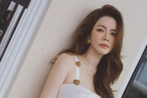 Lý Nhã Kỳ bức xúc vì bị fan cuồng đột nhập nhà riêng