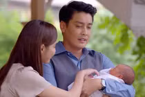 Ngày đầu đưa con đi học chồng tôi phát sốt 2 mắt đỏ hoe