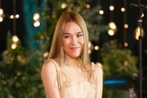 Mỹ Tâm gây sốt vì vẻ ngoài xinh đẹp, fan lại rì rầm hỏi chuyện tình duyên