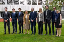 Chuyện chọn người kế vị của tỷ phú giàu nhất thế giới