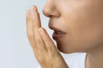 3 dấu hiệu trong miệng có thể cảnh báo ung thư, phải đi khám