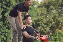 Vụ Quốc Cơ - Quốc Nghiệp: Nghệ sĩ Quốc Nghiệp đã làm việc với Công an