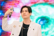 Cuộc sống của ca sĩ Khánh Phương ở tuổi 42