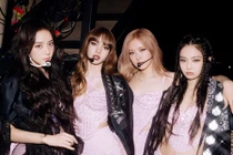 Concert BlackPink quy định đổi vòng tay, phe vé “khóc thét“