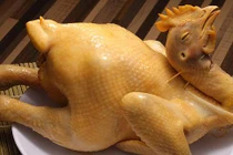 Luộc gà muốn bóng đẹp, thơm phức, đừng cho nước lã, nhớ mẹo này