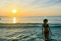 Loạt ảnh bikini gợi cảm của hot girl đội tuyển nữ Việt Nam