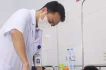 Đau thắt lưng, người đàn ông đi khám phát hiện ung thư di căn