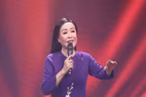 Sự nghiệp, tình duyên viên mãn của NSND Thu Hiền