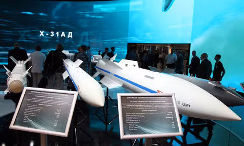 Điểm danh vũ khí tối tân mới của Không quân Nga