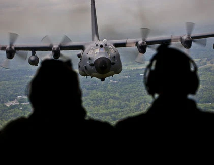 Những bức ảnh thú vị nhất về Không quân Mỹ (1)