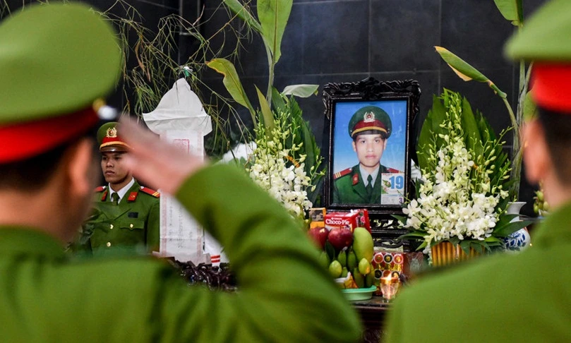 Tiếc thương chiến sĩ PCCC thiệt mạng trong vụ tai nạn xe cứu hỏa