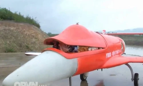 Tuyệt vời UAV phản lực cao tốc Việt Nam chế tạo