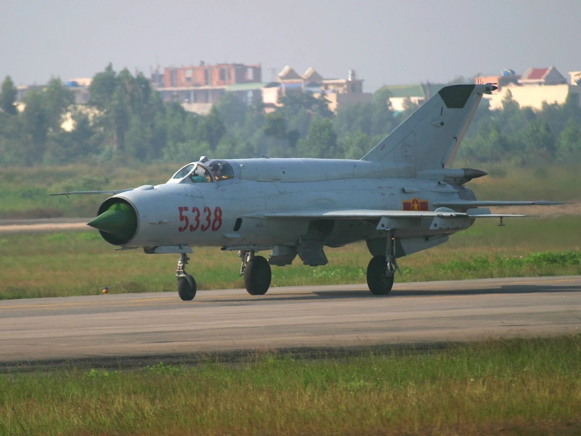 Điều chưa biết về tiêm kích MiG-21bis của Việt Nam