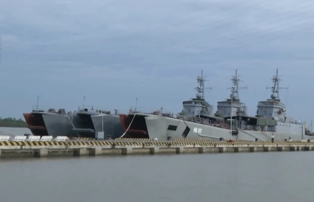 Bất ngờ năng lực tàu đổ bộ Project 771 của Việt Nam