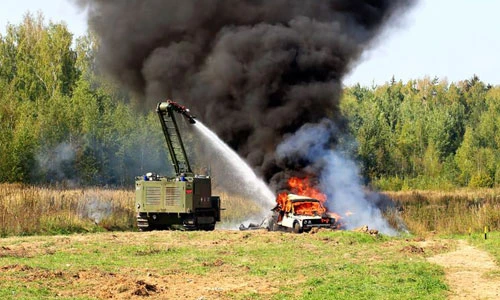 Xem robot công binh Nga trổ tài rà mìn, dập lửa