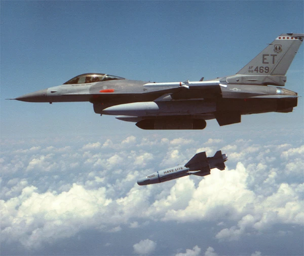 Israel cho nghỉ hưu 90 F-16A/B, cơ hội của Việt Nam? 