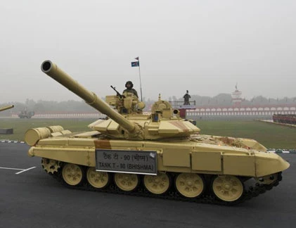 Quân đội Ấn Độ duyệt binh khoe nhiều vũ khí "ngon"