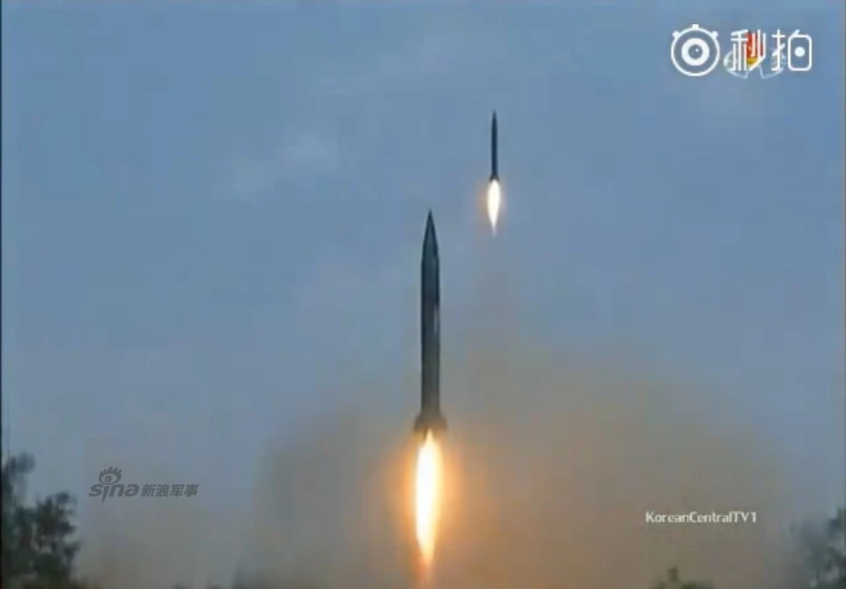 Mục kích Triều Tiên phóng ồ ạt tên lửa bắn xa 1.000km