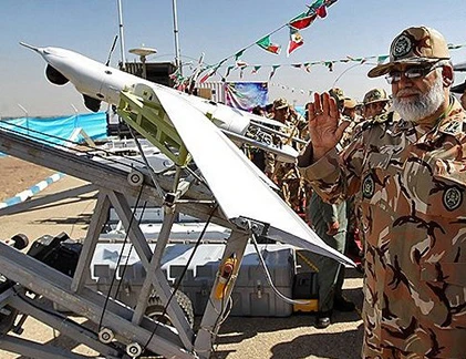 Cận cảnh UAV “nhái” Mỹ của Iran