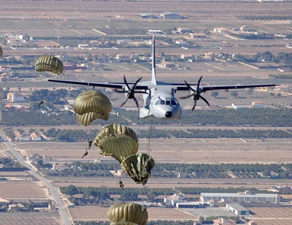 Mổ xẻ “ngựa thồ hàng không” C-295 mà Việt Nam mua