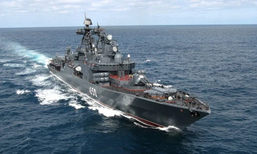 Tàu chiến Nga thăm VN sáng nay “khủng” cỡ nào?