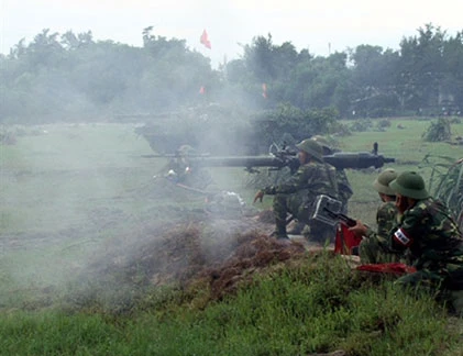 Quảng Trị diễn tập đánh địch đổ bộ đường biển