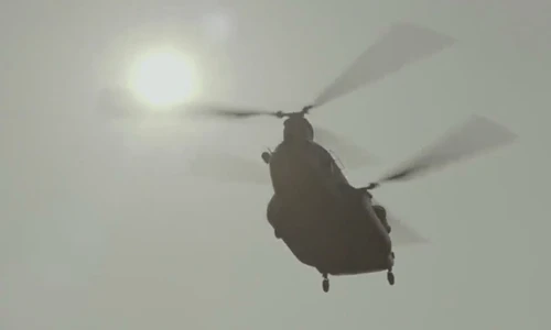 Ấn tượng chiếc trực thăng phim “Hậu duệ của mặt trời“