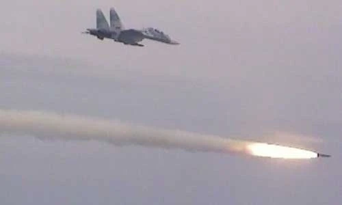 Ảnh hiếm Su-30MK2 phóng “sát thủ diệt hạm” Kh-31A
