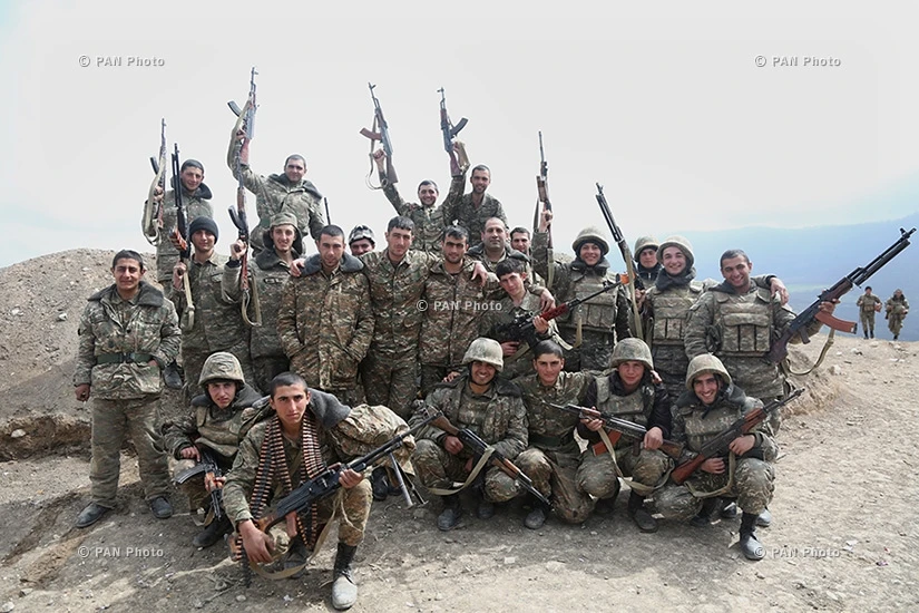 Đột nhập chiến hào Quân đội Armenia trong xung đột với Azerbaijan