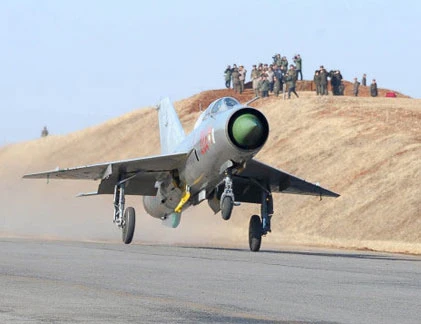 Đột nhập căn cứ mạnh nhất của Không quân Triều Tiên