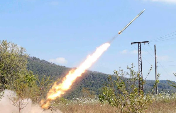 Ảnh QS ấn tượng tuần: nổi dậy Syria “nhái” pháo ĐKB Việt Nam