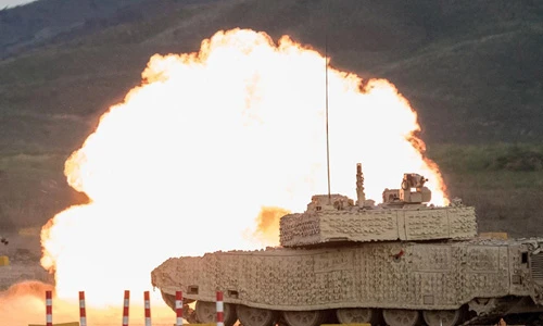 Chóng mặt dàn xe tăng-thiết giáp Trung Quốc đang muốn bán