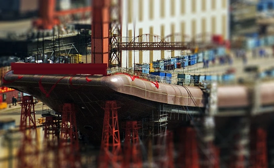 Ảnh: Trung Quốc sắp đóng xong tàu sân bay đầu tiên