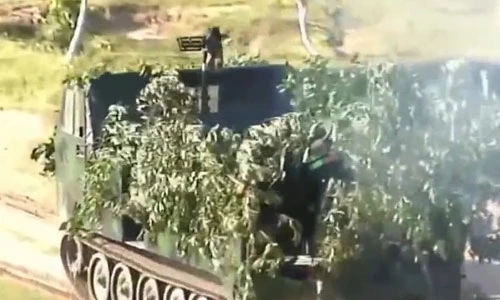 Tiến bộ không ngờ: Việt Nam chế pháo tự hành bánh xích