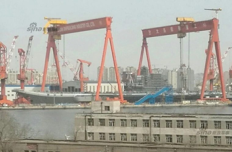 Xuất hiện dấu hiệu Trung Quốc sắp hạ thủy tàu sân bay
