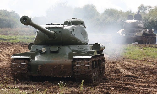 Thưởng ngoạn bữa tiệc xe tăng - thiết giáp ở Czech