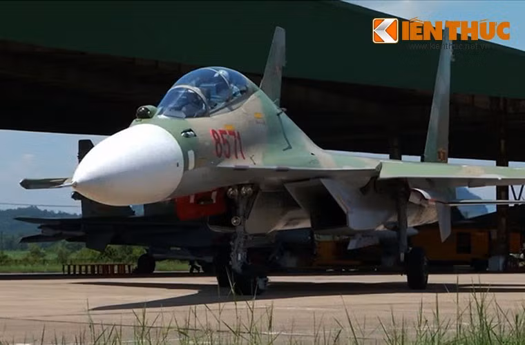 Chuyến bay tiêm kích Su-30MK2 Việt Nam diễn ra thế nào?