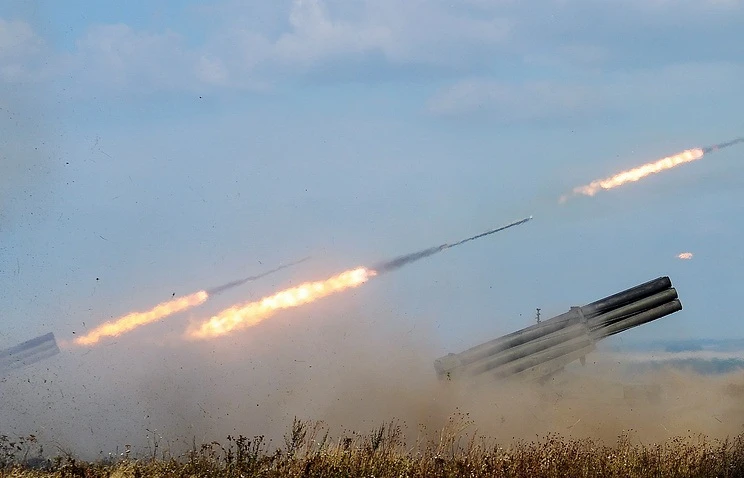 Tại sao NATO khiếp vía pháo phản lực Uragan-1M Nga?