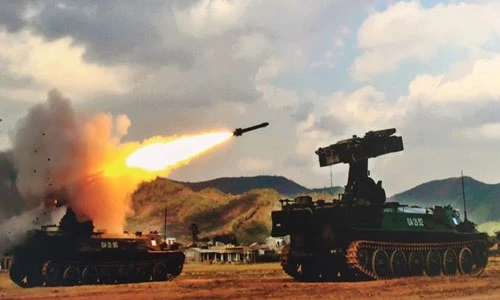 Bất ngờ: Việt Nam đang phát triển tên lửa phòng không