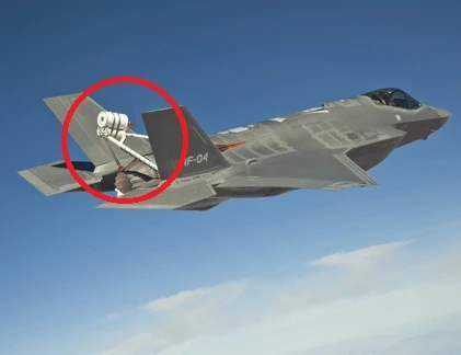 Giải mã “vật thể lạ” ở đuôi tiêm kích F-35