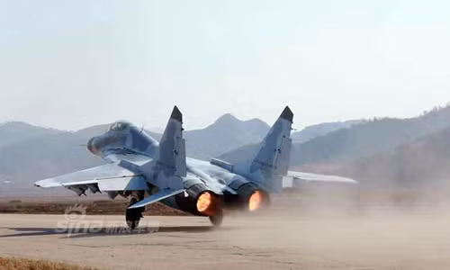 Mãn nhãn chiến đấu cơ MiG-29, Su-25 Triều Tiên tập trận