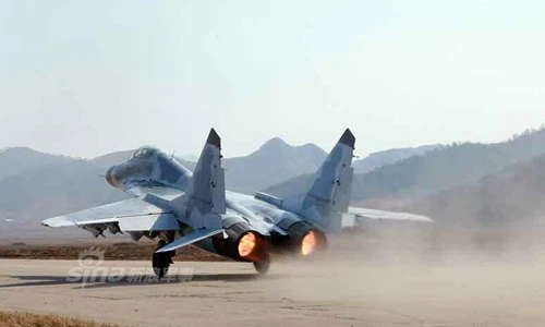 Mãn nhãn chiến đấu cơ MiG-29, Su-25 Triều Tiên tập trận