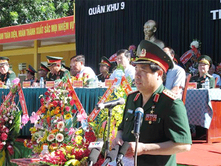 Đại tướng Phùng Quang Thanh phát biểu chỉ đạo tại lễ Công bố Quyết định thành lập Lữ đoàn 950.